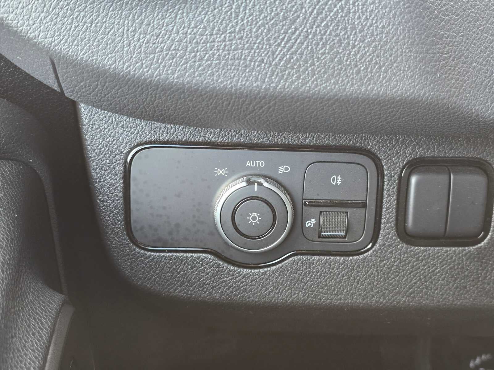 2024 Mercedes-Benz Sprinter Crew Van Base