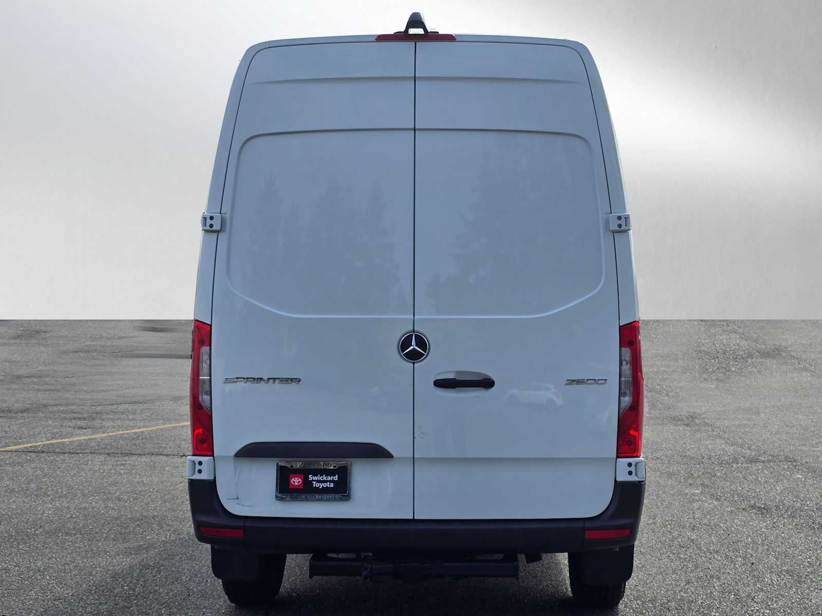 2024 Mercedes-Benz Sprinter Crew Van Base