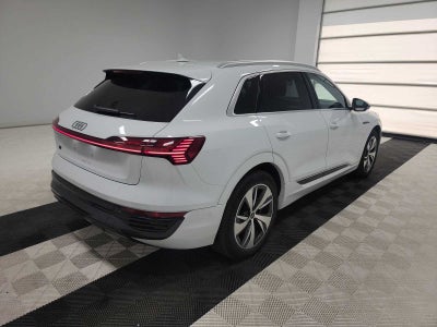2024 Audi Q8 e-tron Premium Plus