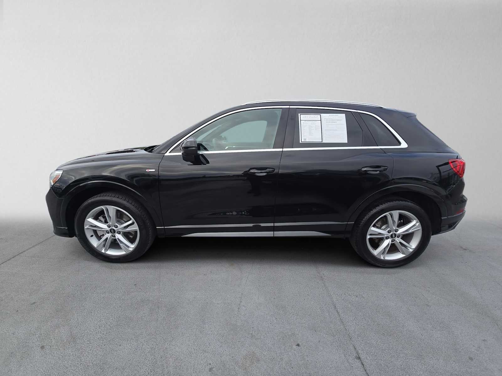 2023 Audi Q3 S line Premium Plus