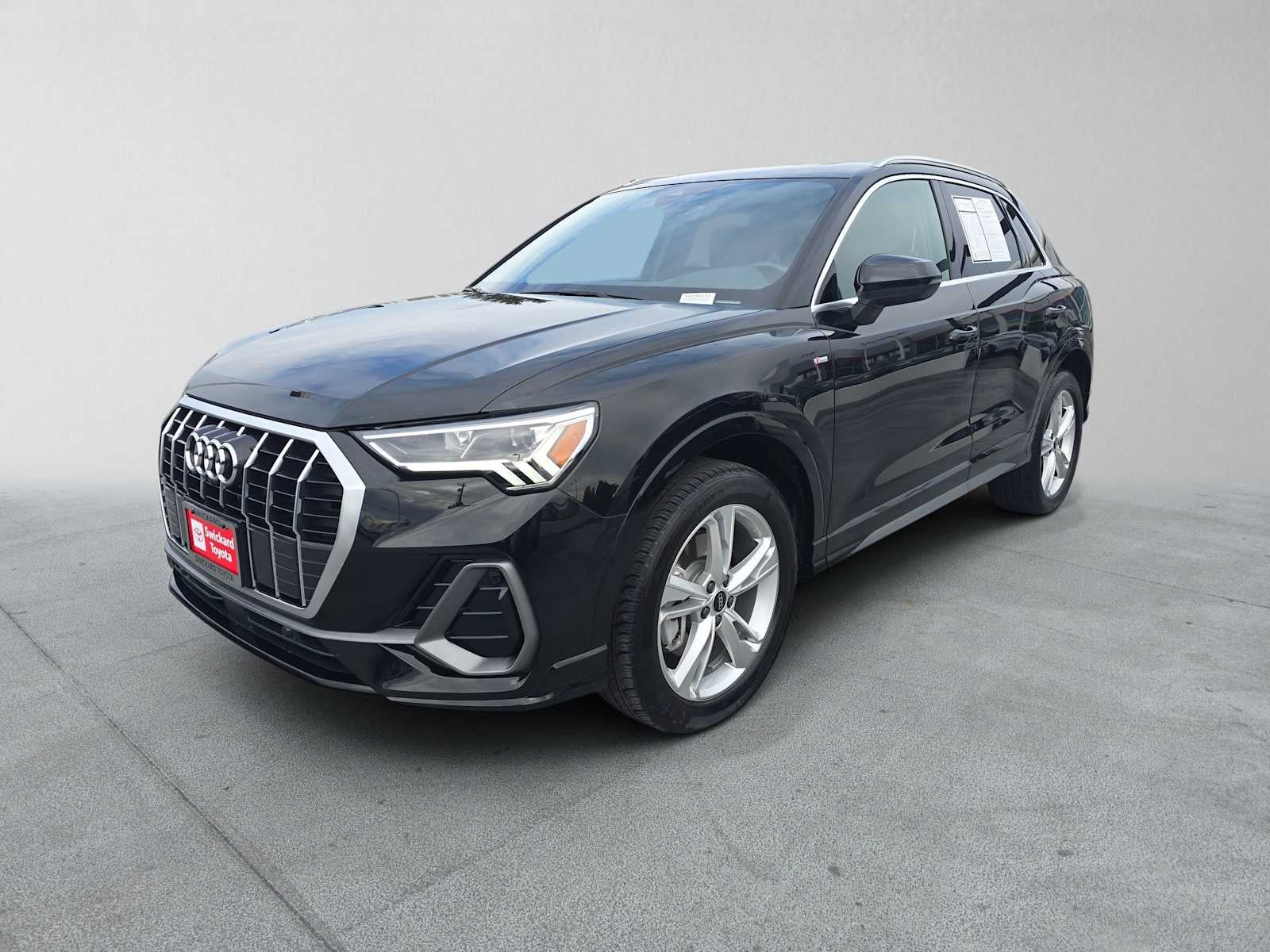 2023 Audi Q3 S line Premium Plus