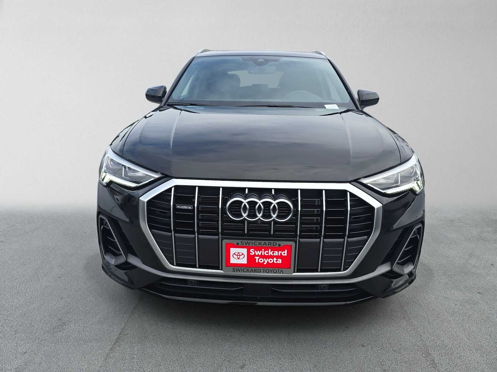 2023 Audi Q3 S line Premium Plus