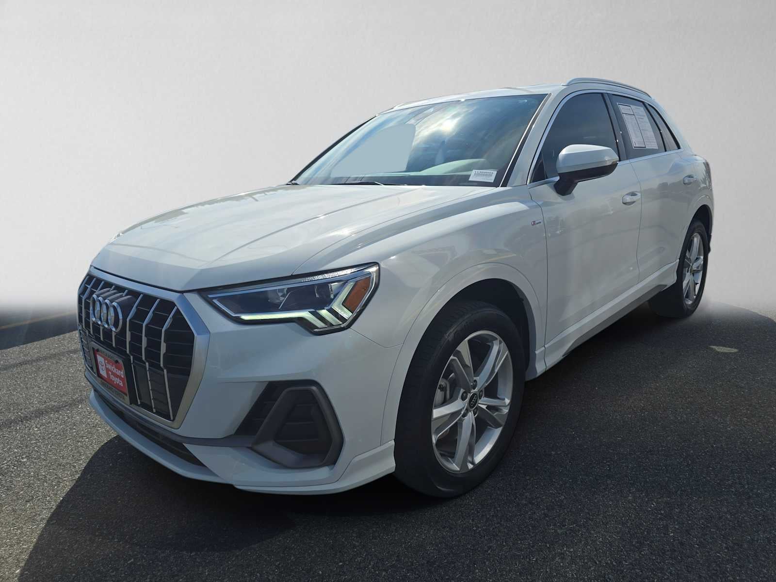 2023 Audi Q3 S line Premium Plus
