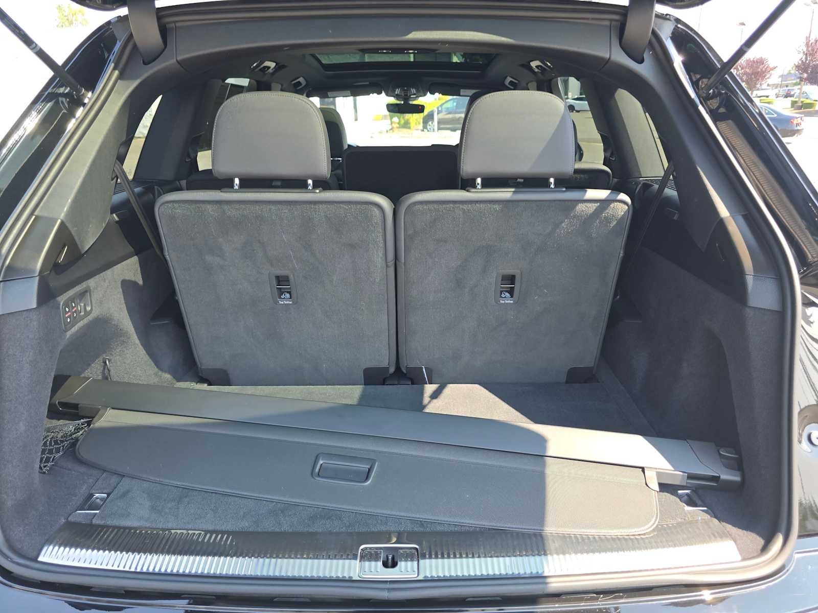 2023 Audi Q7 Premium Plus