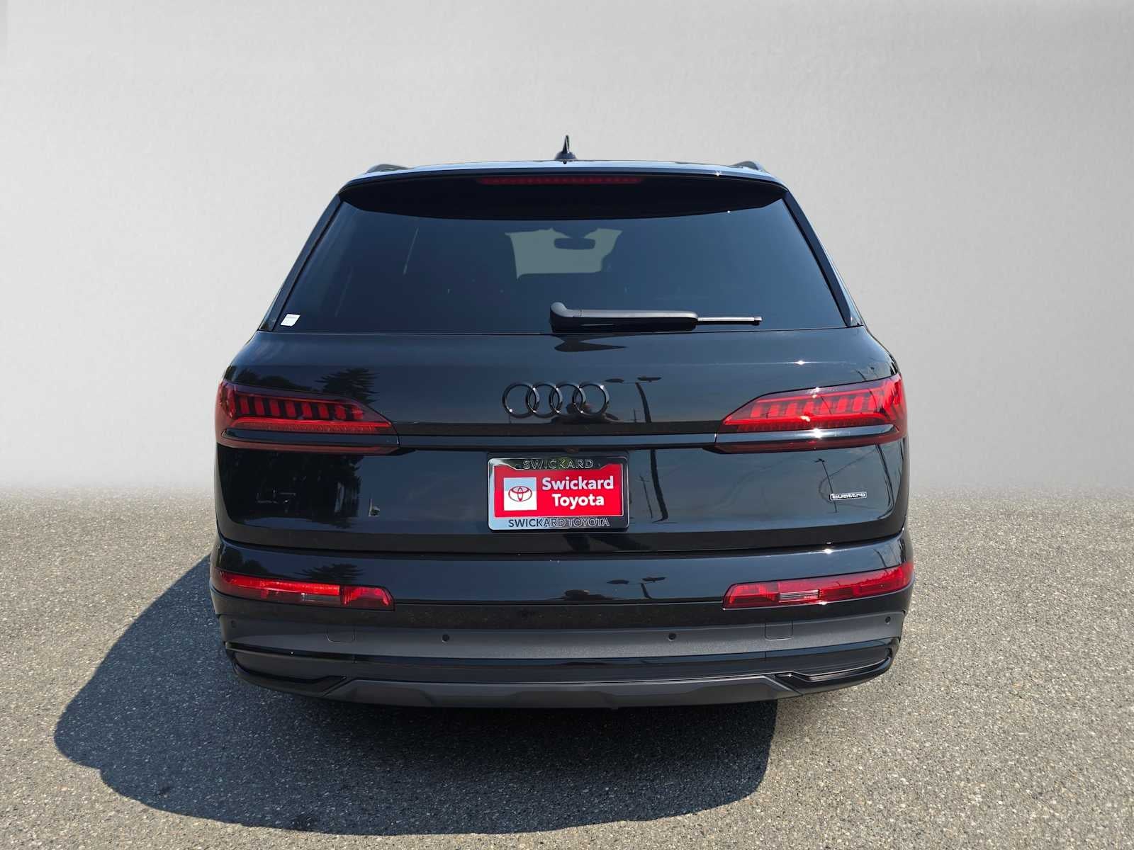 2023 Audi Q7 Premium Plus