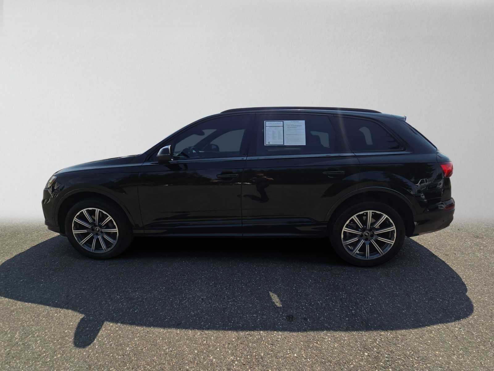 2023 Audi Q7 Premium Plus