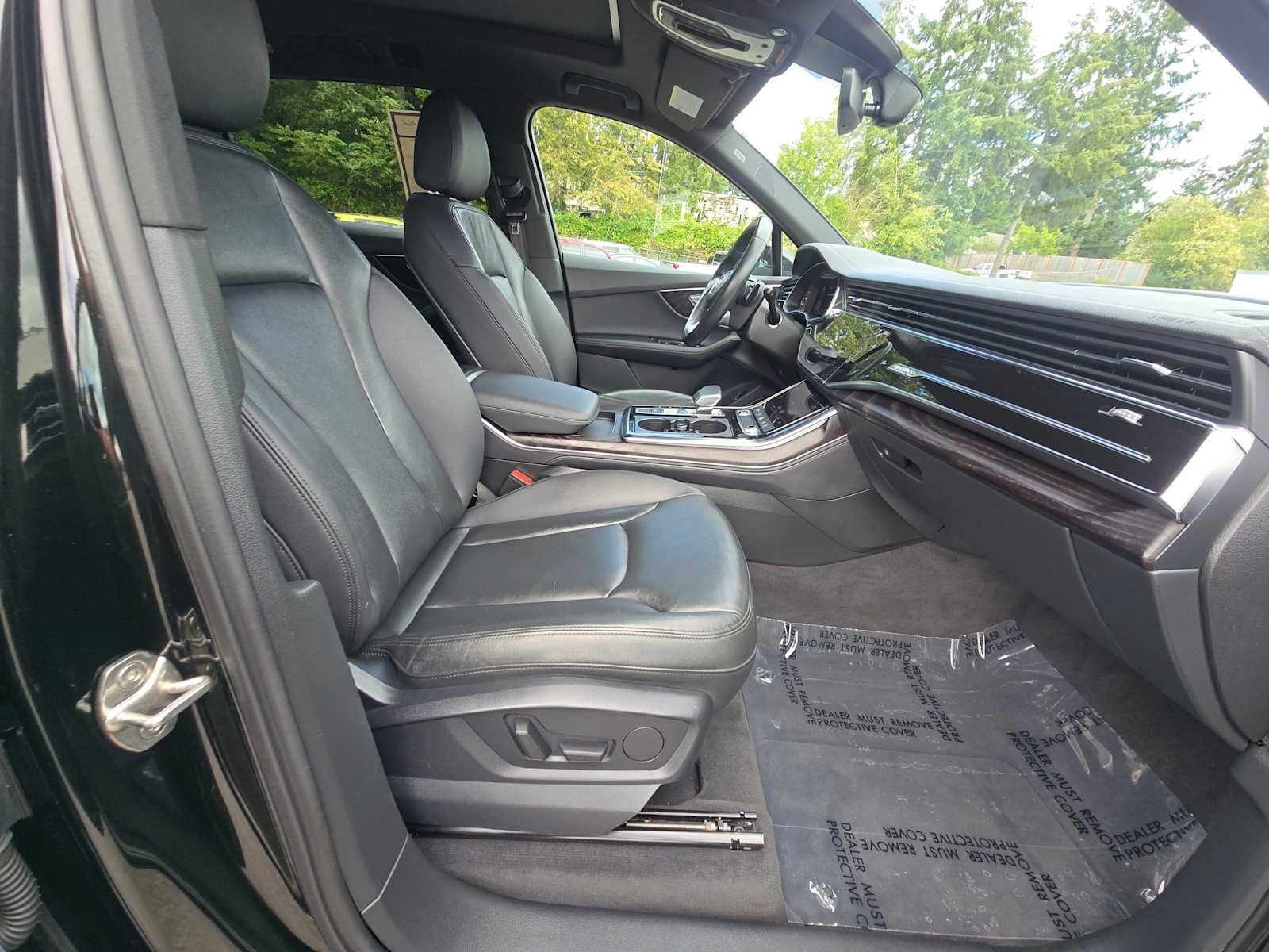 2023 Audi Q7 Premium Plus