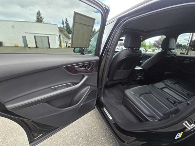 2023 Audi Q7 Premium Plus