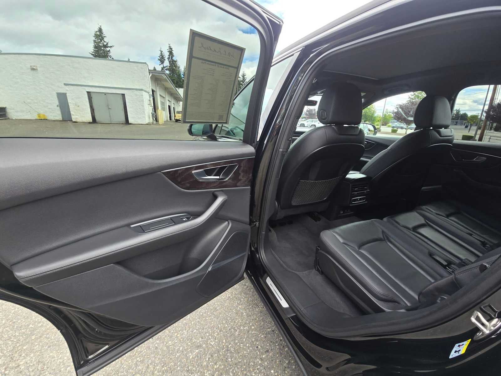2023 Audi Q7 Premium Plus