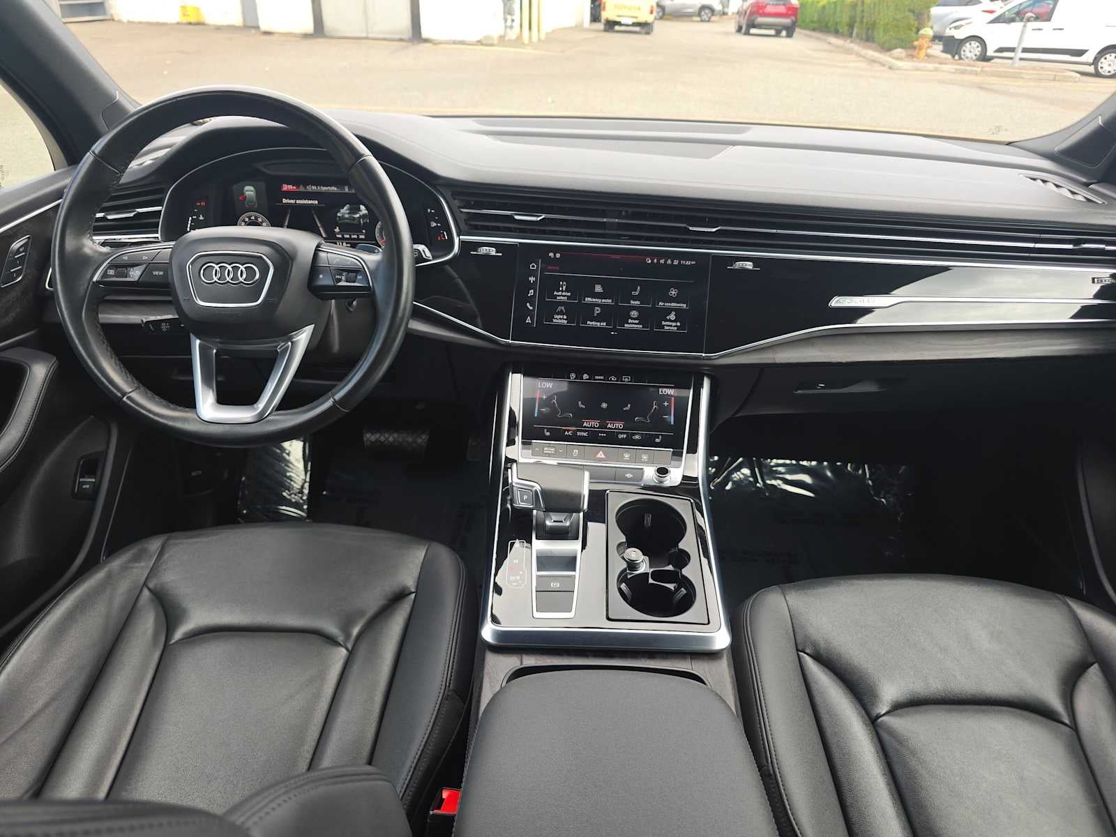 2023 Audi Q7 Premium Plus