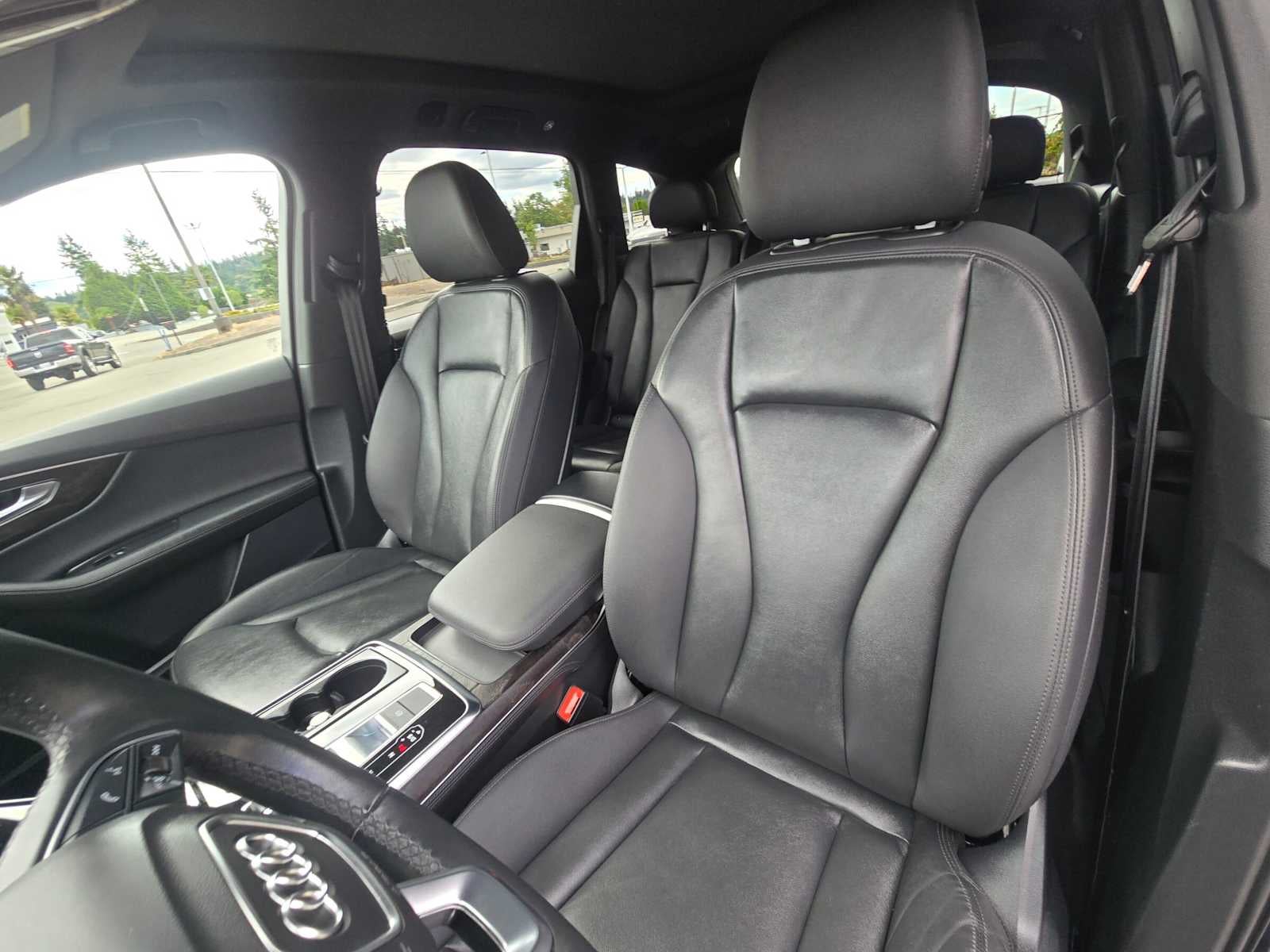 2023 Audi Q7 Premium Plus