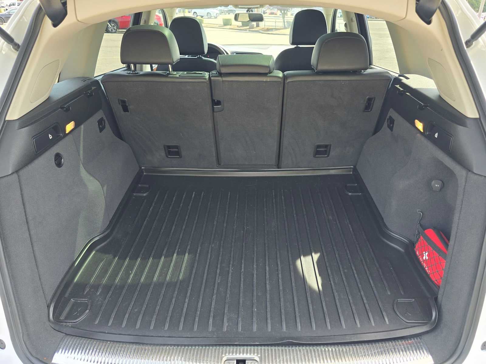2012 Audi Q5 3.2L Prestige