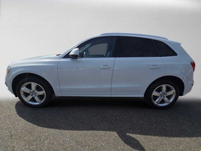 2012 Audi Q5 3.2L Prestige