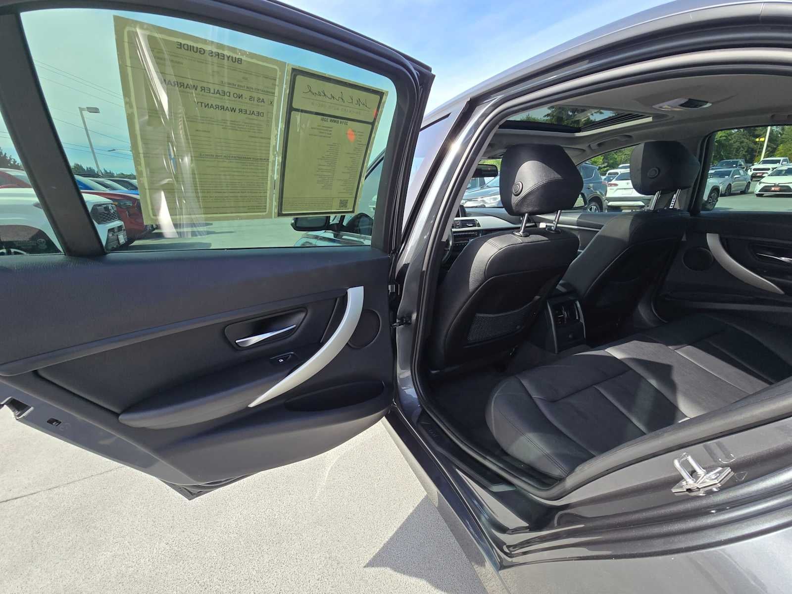 2014 BMW 320i 320i