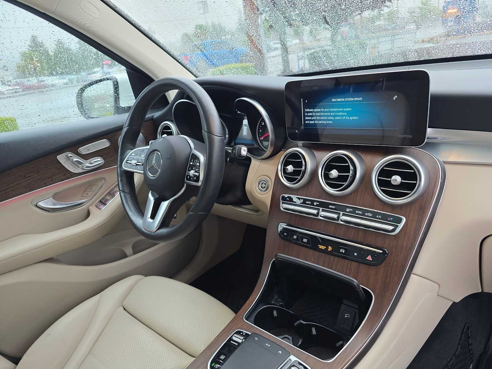 2020 Mercedes-Benz GLC 300 GLC 300