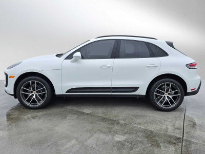 2025 Porsche Macan Base