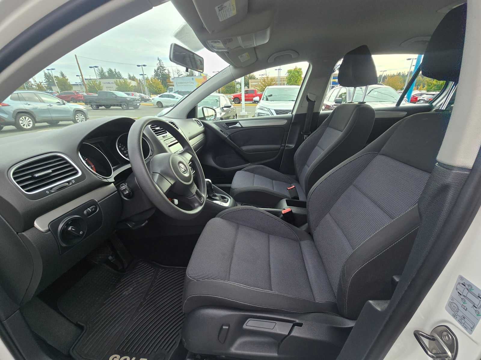 2012 Volkswagen Golf w/Conv