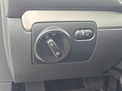 2012 Volkswagen Golf w/Conv
