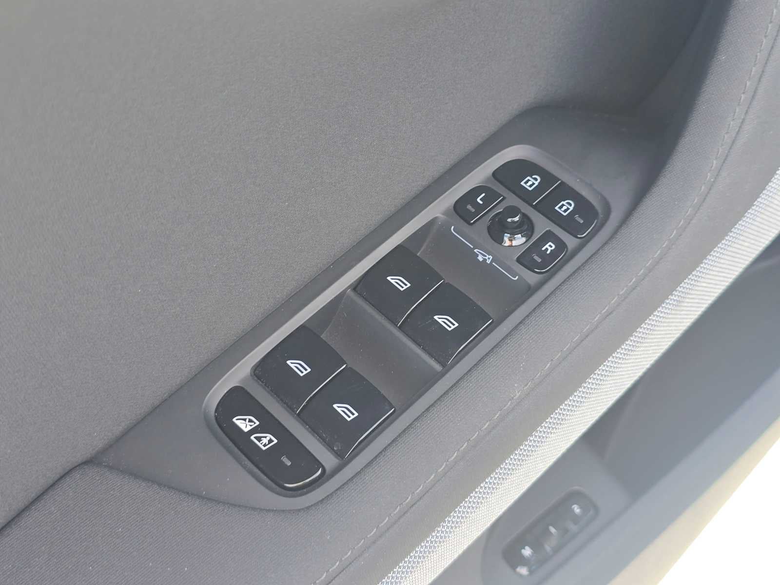 2024 Polestar 2 Plus