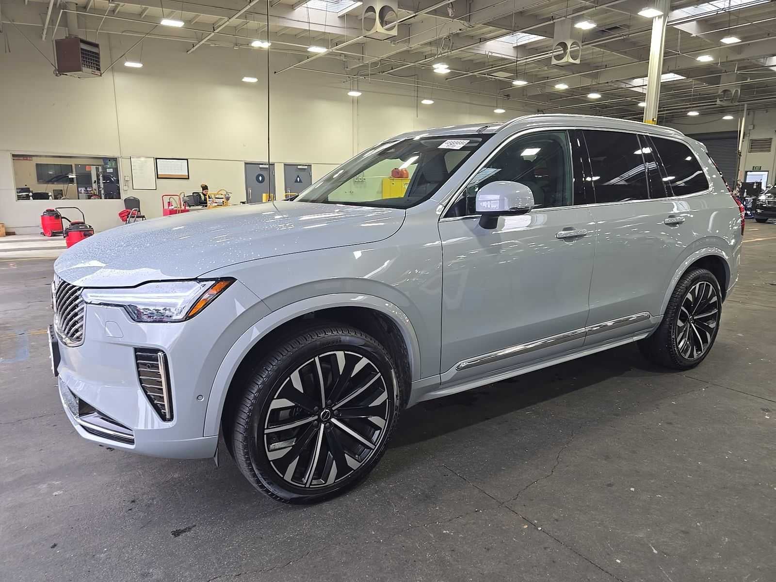 2026 Volvo XC90 Plus