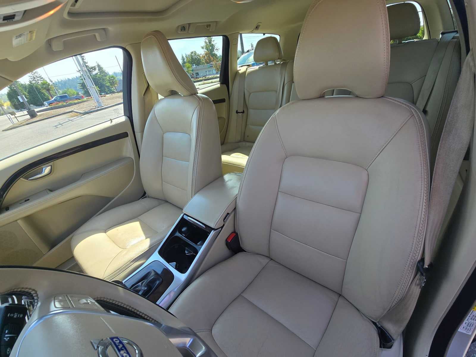 2016 Volvo XC70 T5 Premier