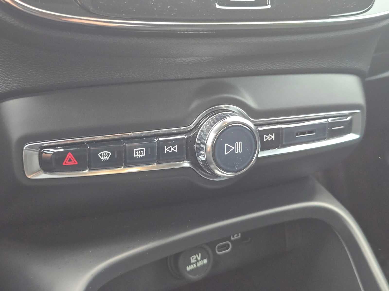 2023 Volvo XC40 Recharge Pure Electric Ultimate
