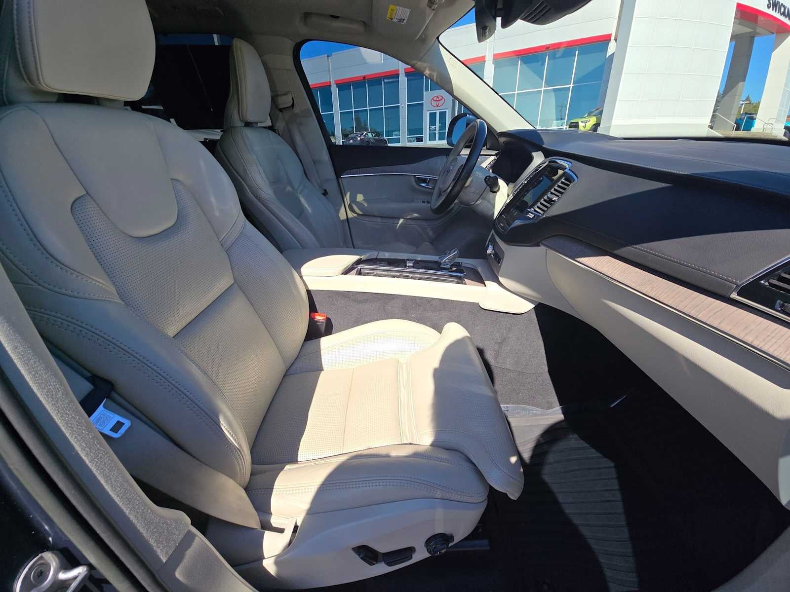 2023 Volvo XC90 Recharge Plug-In Hybrid Ultimate