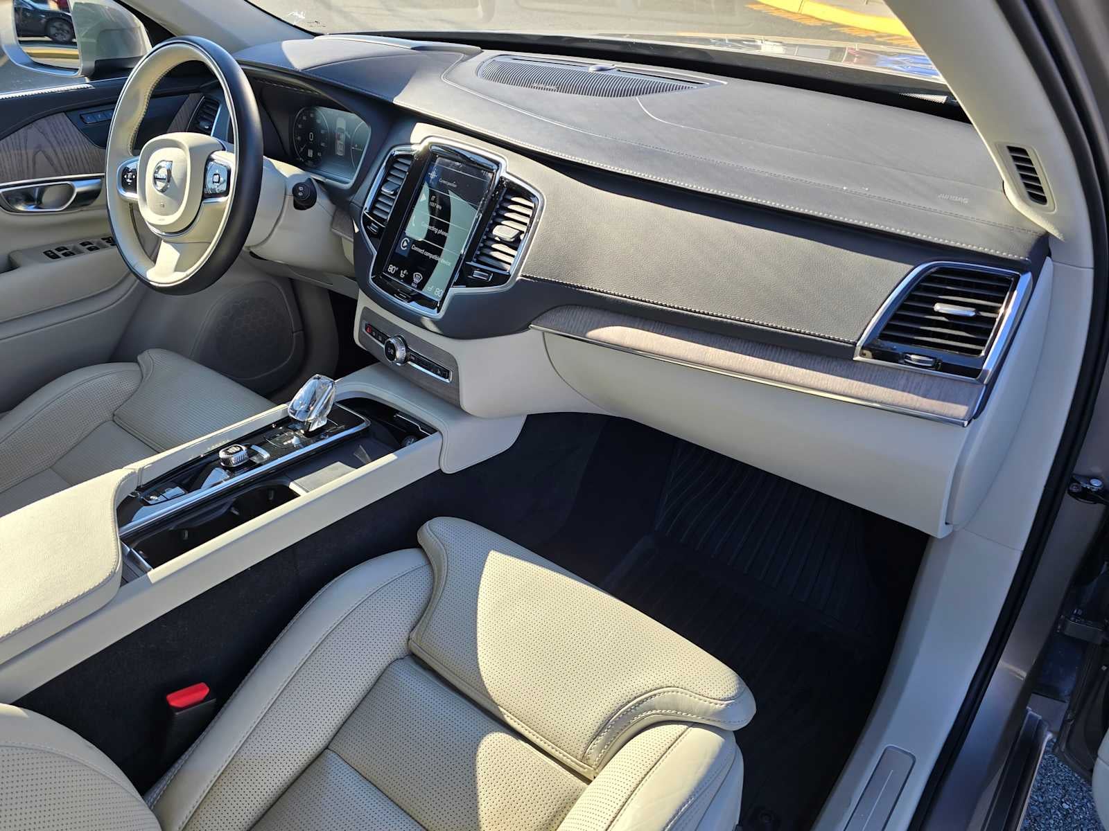 2022 Volvo XC90 Recharge Plug-In Hybrid Inscription