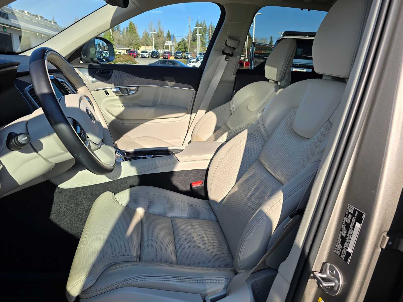 2022 Volvo XC90 Recharge Plug-In Hybrid Inscription