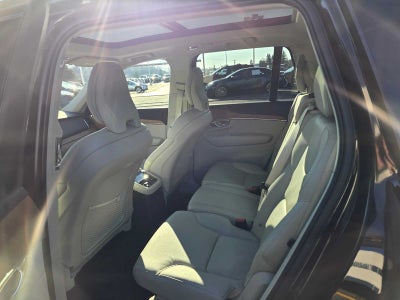 2022 Volvo XC90 Recharge Plug-In Hybrid Inscription Expression