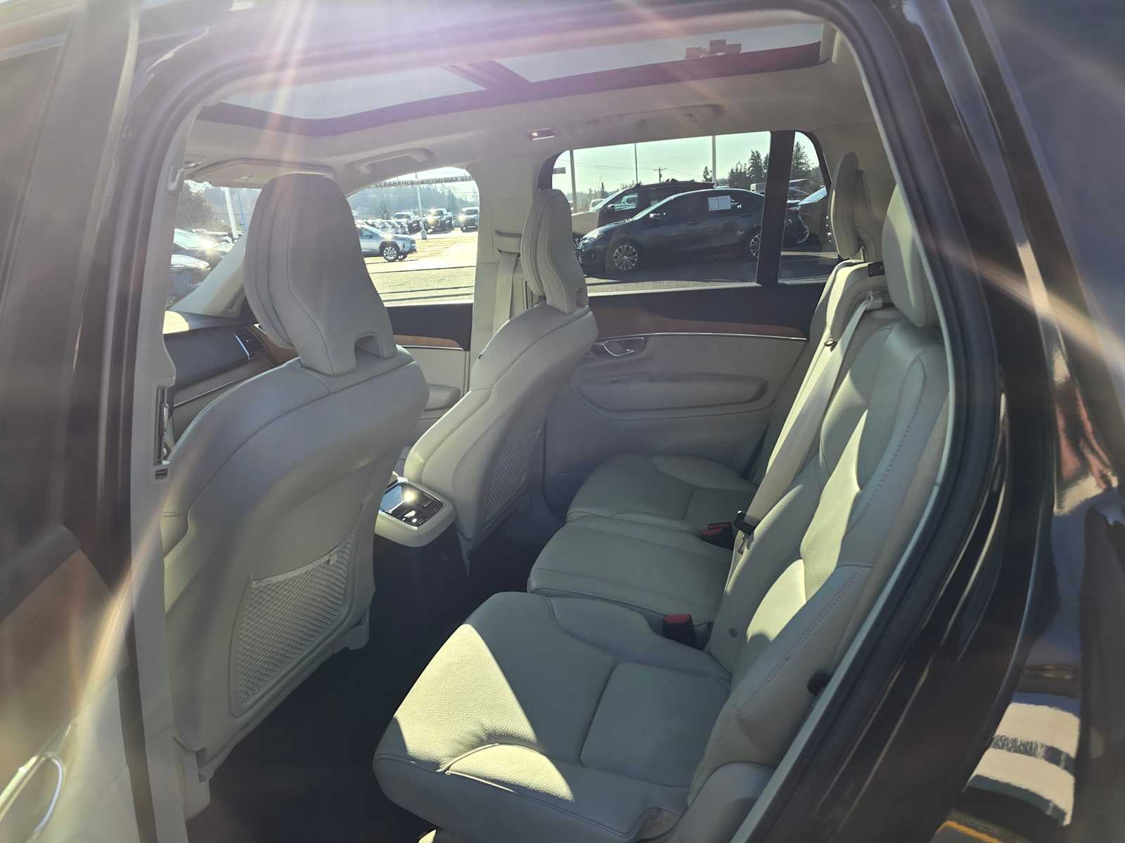 2022 Volvo XC90 Recharge Plug-In Hybrid Inscription Expression