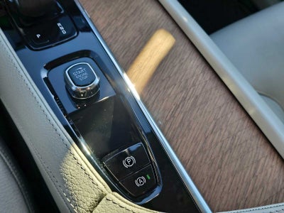 2022 Volvo XC90 Recharge Plug-In Hybrid Inscription Expression