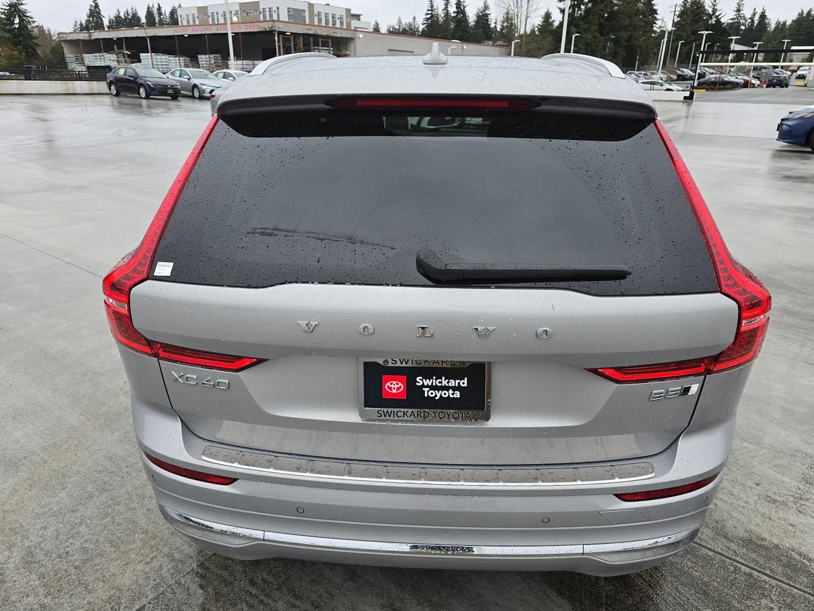 2023 Volvo XC60 Plus Bright Theme