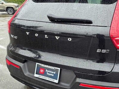 2025 Volvo XC40 Plus Dark Theme