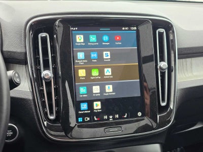 2025 Volvo XC40 Plus Dark Theme