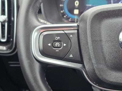 2025 Volvo XC40 Plus Dark Theme