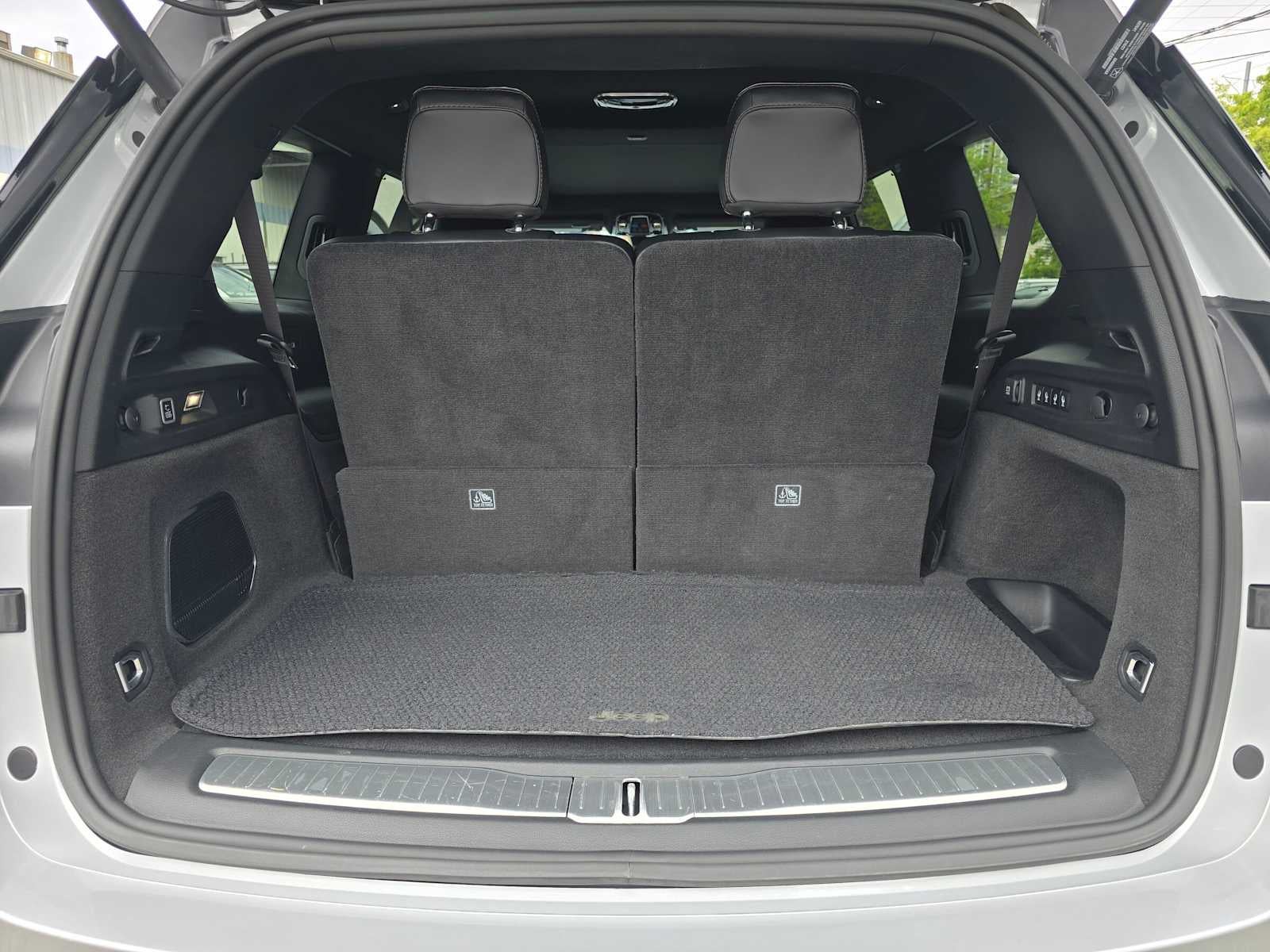 2021 Jeep Grand Cherokee L Summit