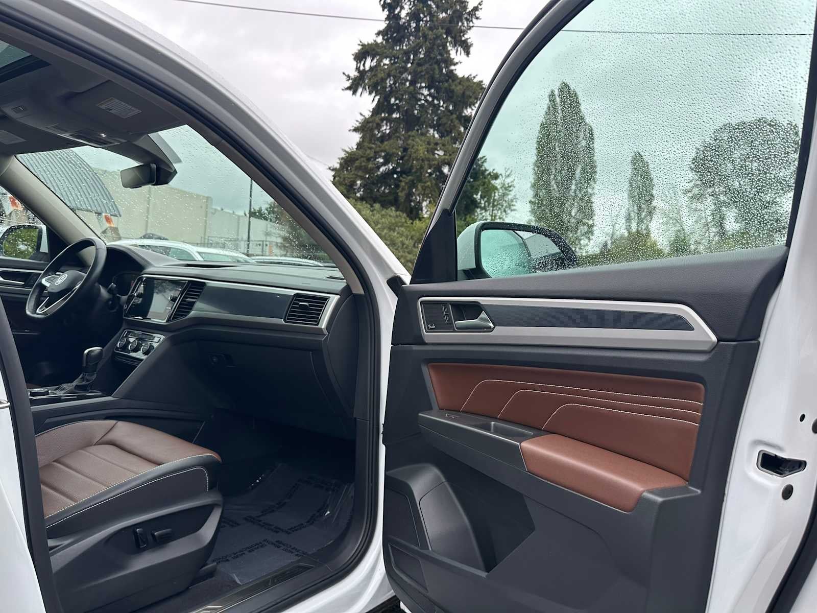 2023 Volkswagen Atlas 3.6L V6 SEL Premium R-Line