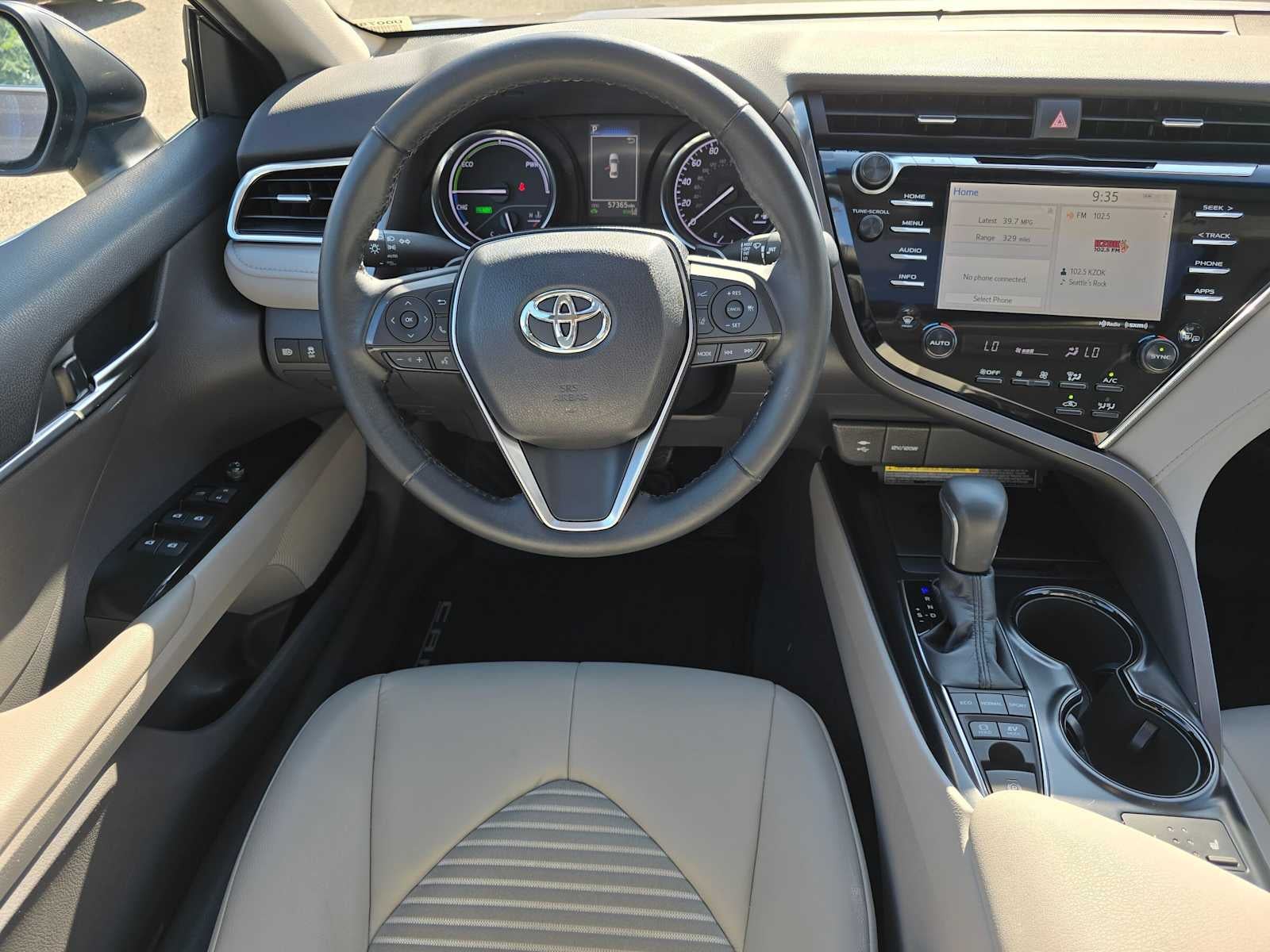 2018 Toyota Camry Hybrid SE