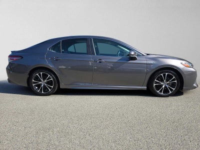 2018 Toyota Camry Hybrid SE
