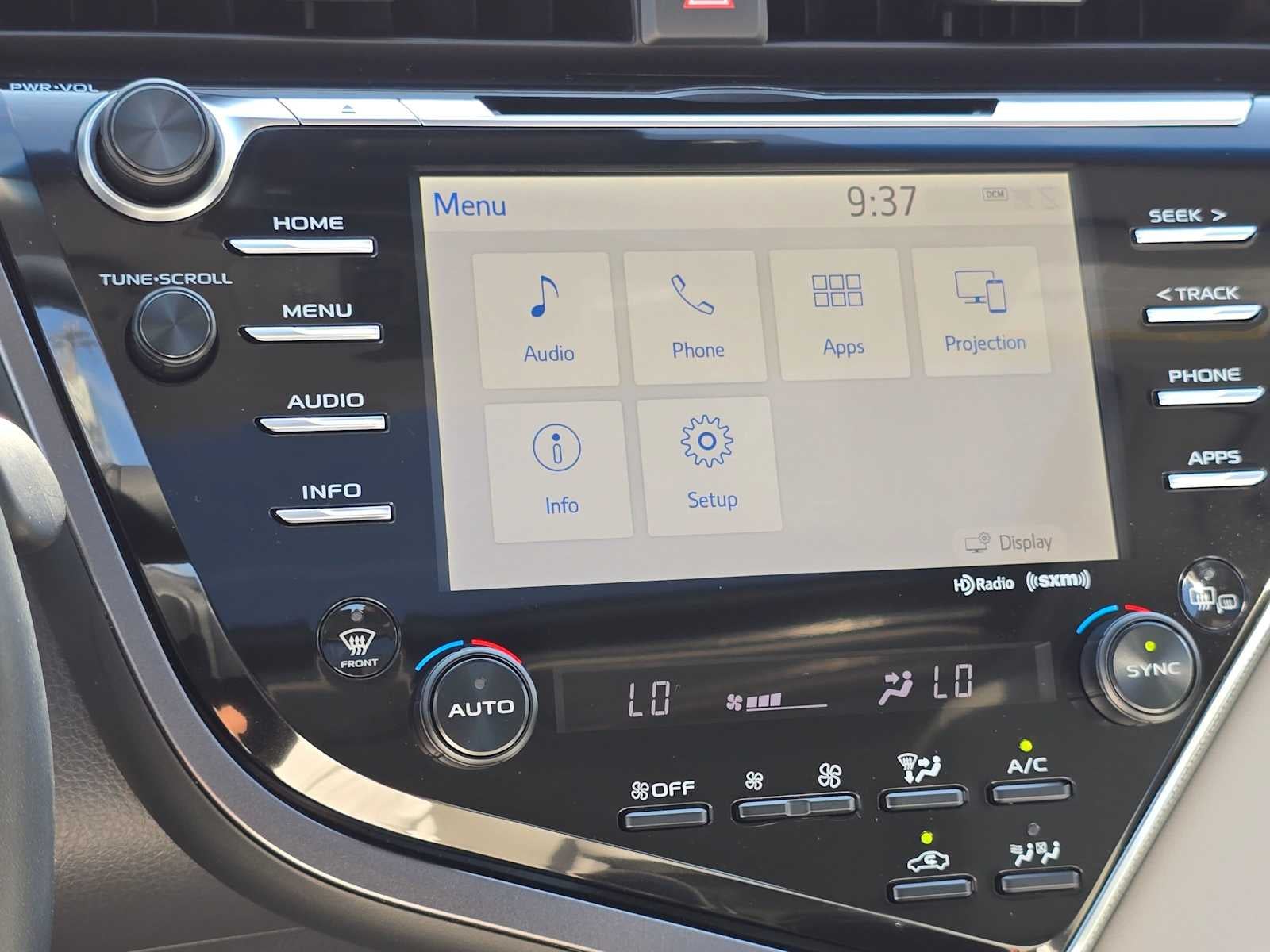 2018 Toyota Camry Hybrid SE