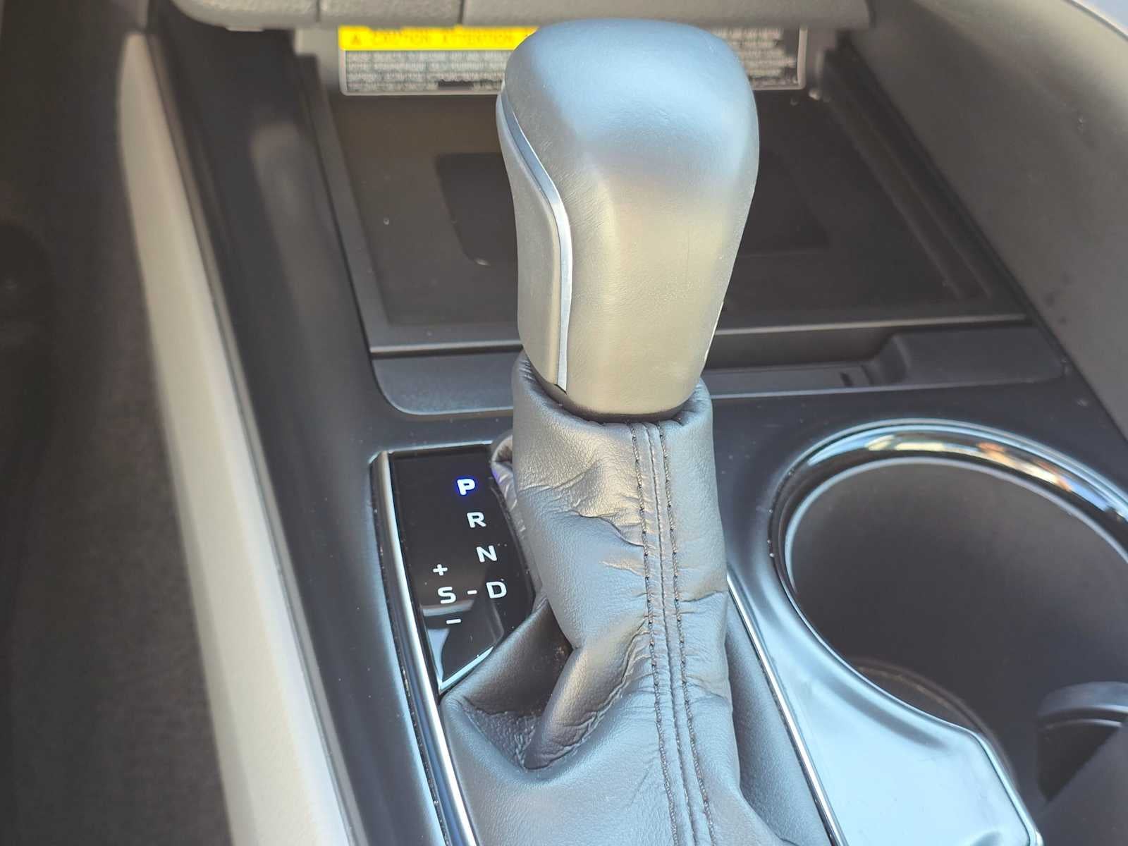 2018 Toyota Camry Hybrid SE
