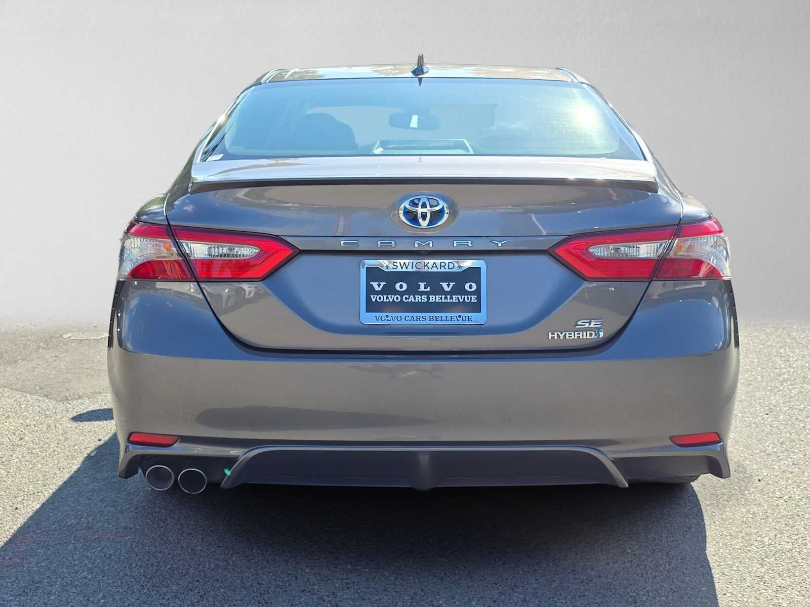 2018 Toyota Camry Hybrid SE