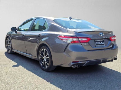 2018 Toyota Camry Hybrid SE