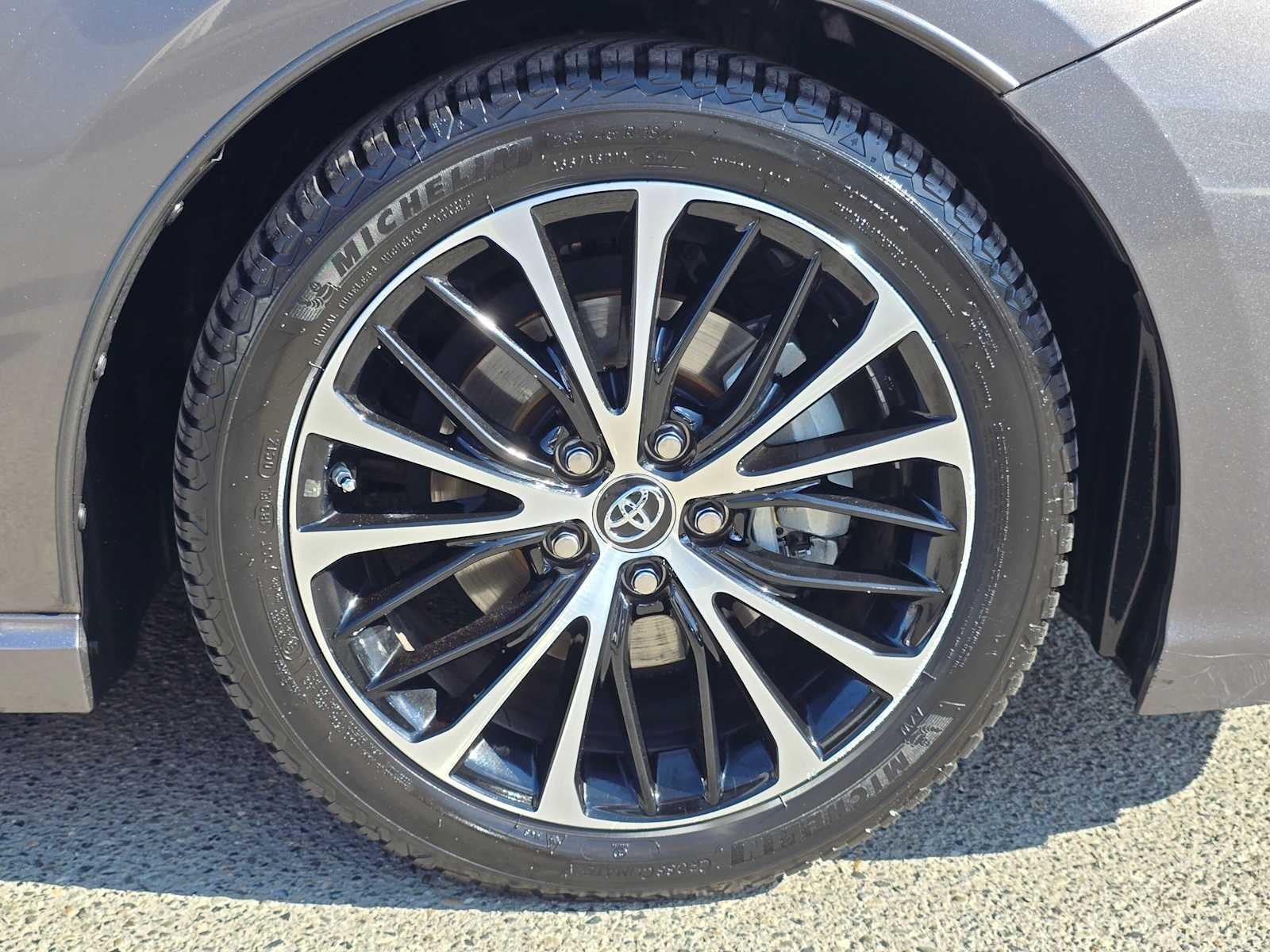 2018 Toyota Camry Hybrid SE