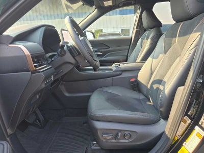 2025 Toyota Grand Highlander Hybrid MAX Platinum