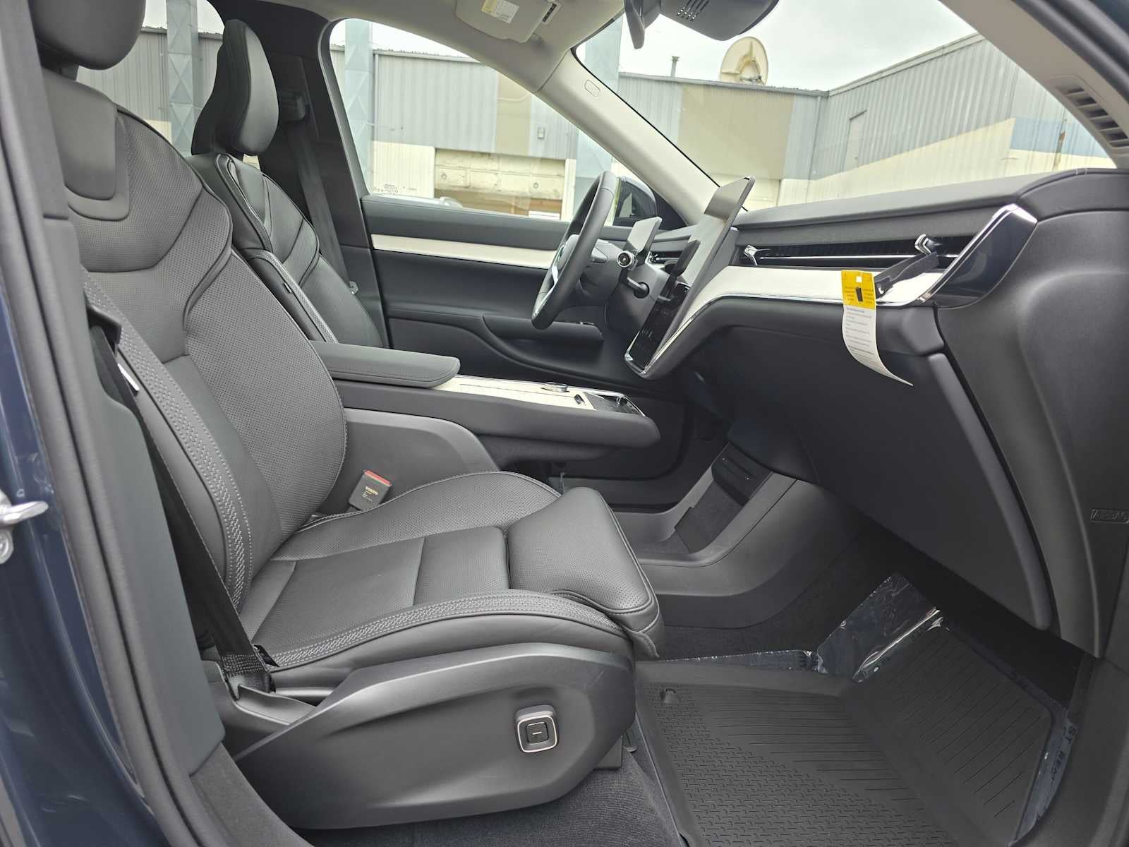 2026 Volvo EX90 Ultra