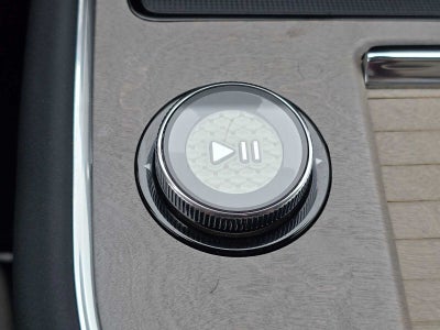 2025 Volvo EX90 Plus