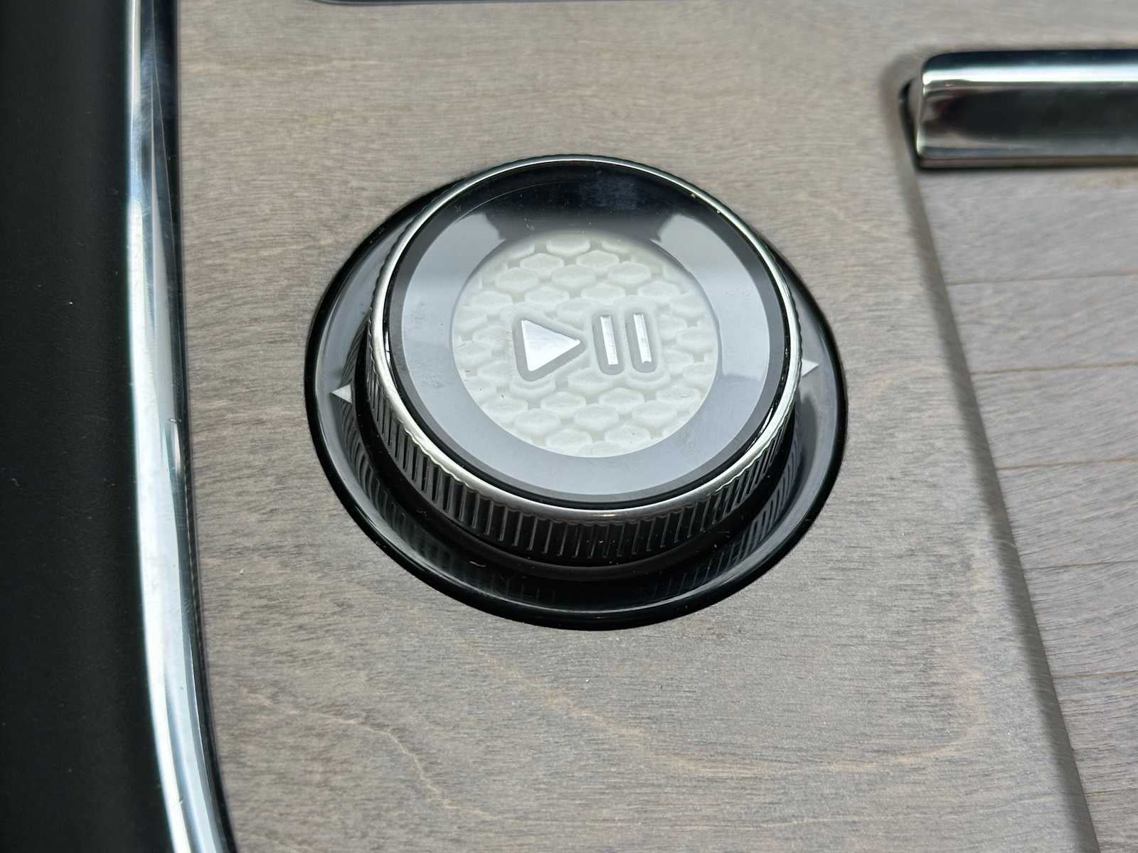 2025 Volvo EX90 Ultra