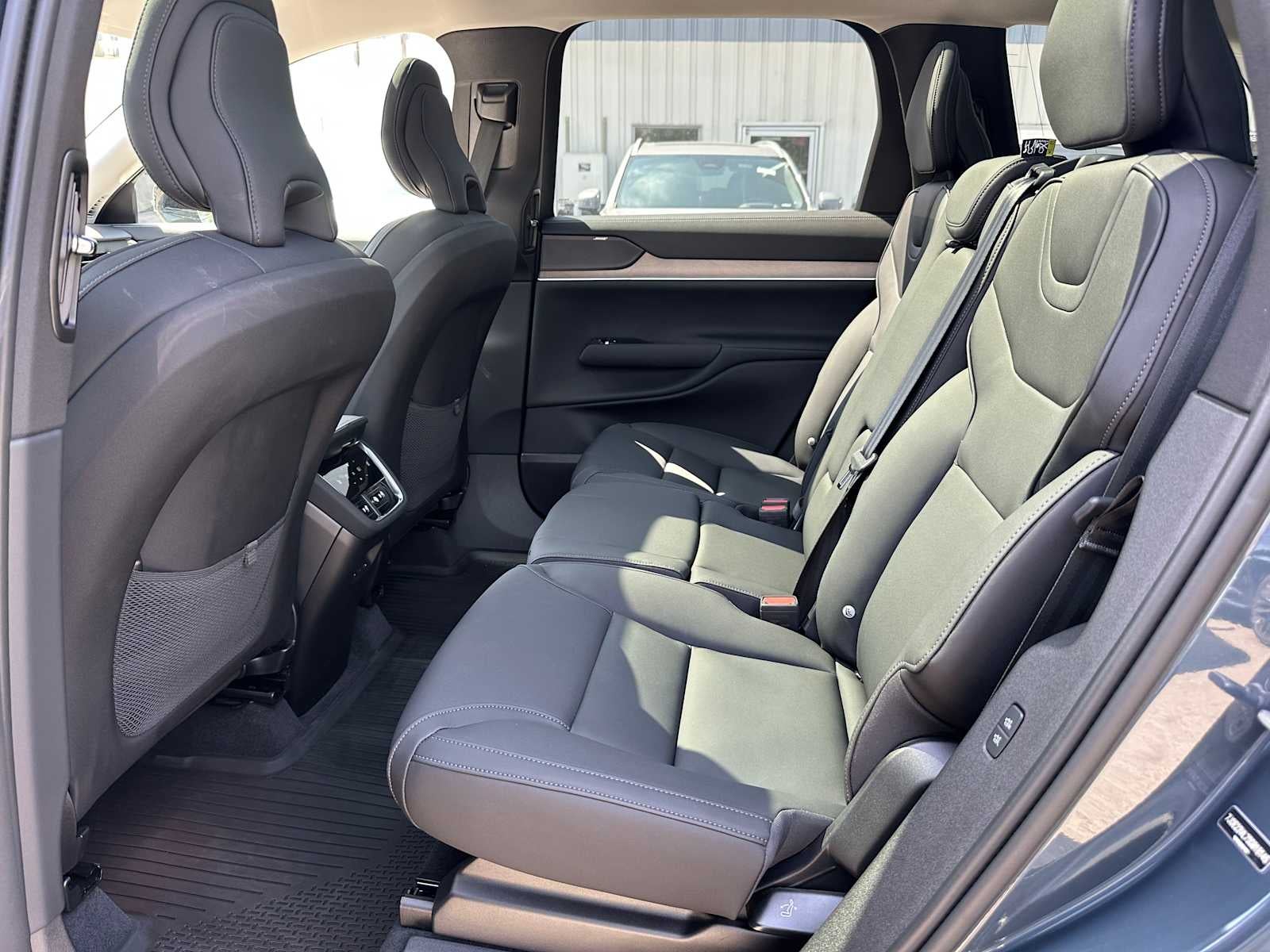2025 Volvo EX90 Ultra